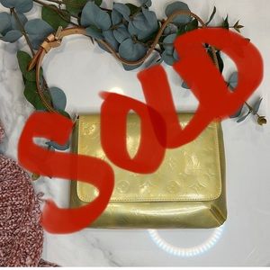 LOUIS VUITTON SHOULDER BAG